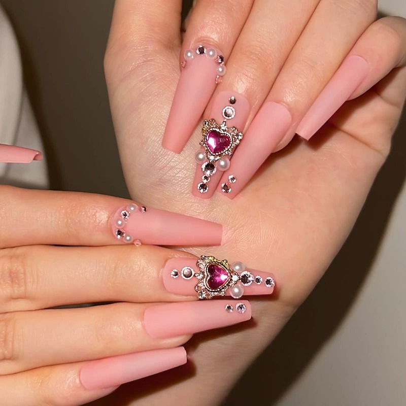 I&Ruh Nude pink wearable nail powder, rhinestone pearls stacked, wearable nail nail tips