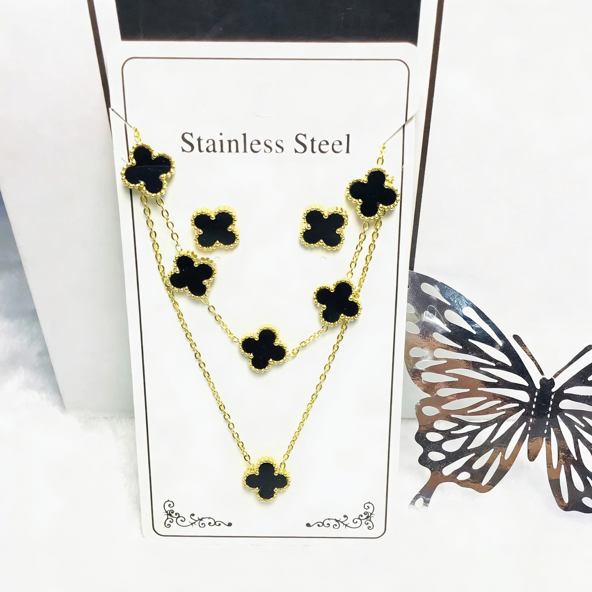 I&Ruh High-Quality Luxury Four-Leaf Clover Bracelet Necklace and Earring Set